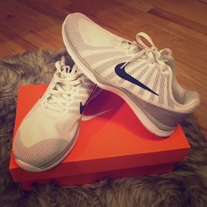 NEW Nike Sneakers